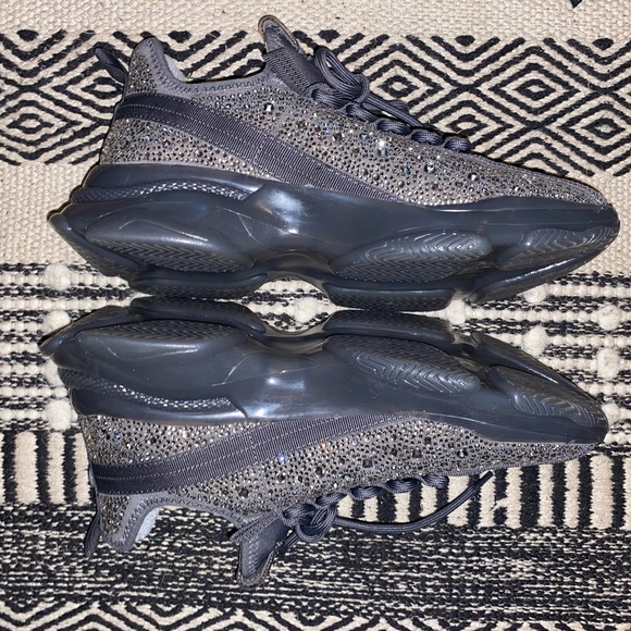 steve madden charcoal maxima